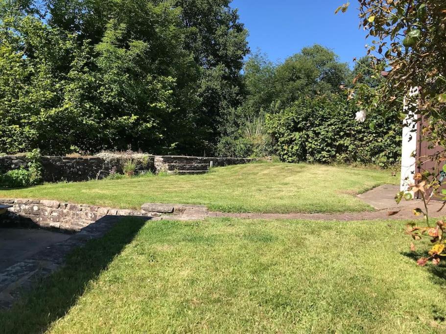 Cobblers Cottage In Brecon Beacons Exterior foto